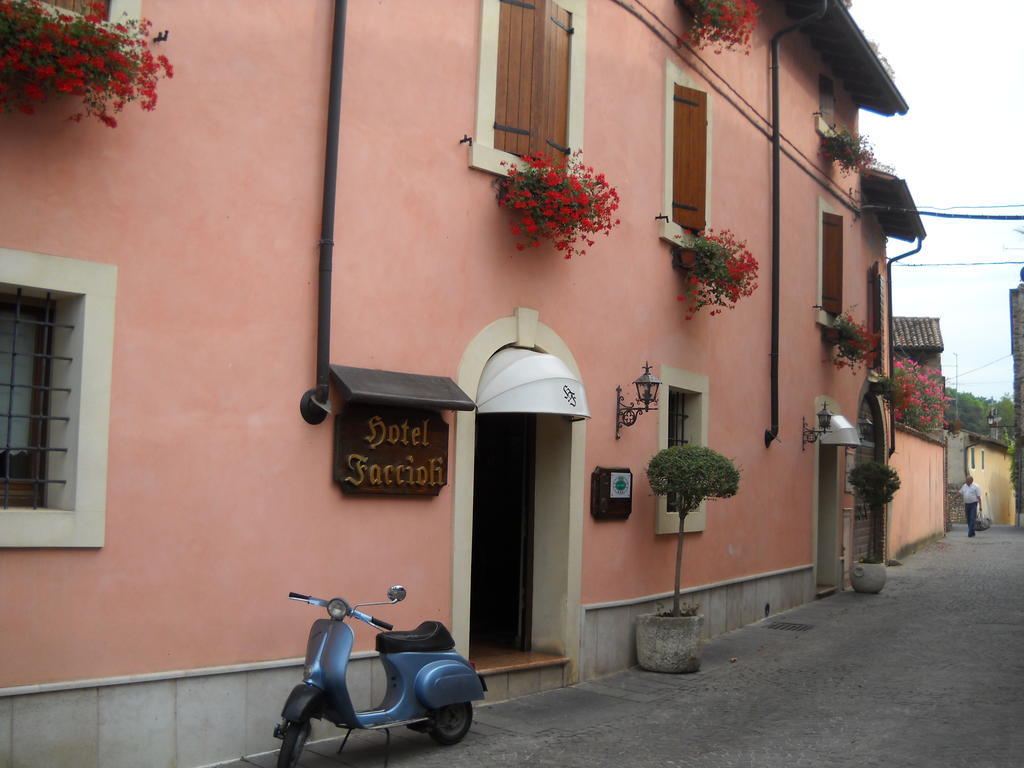 Faccioli
